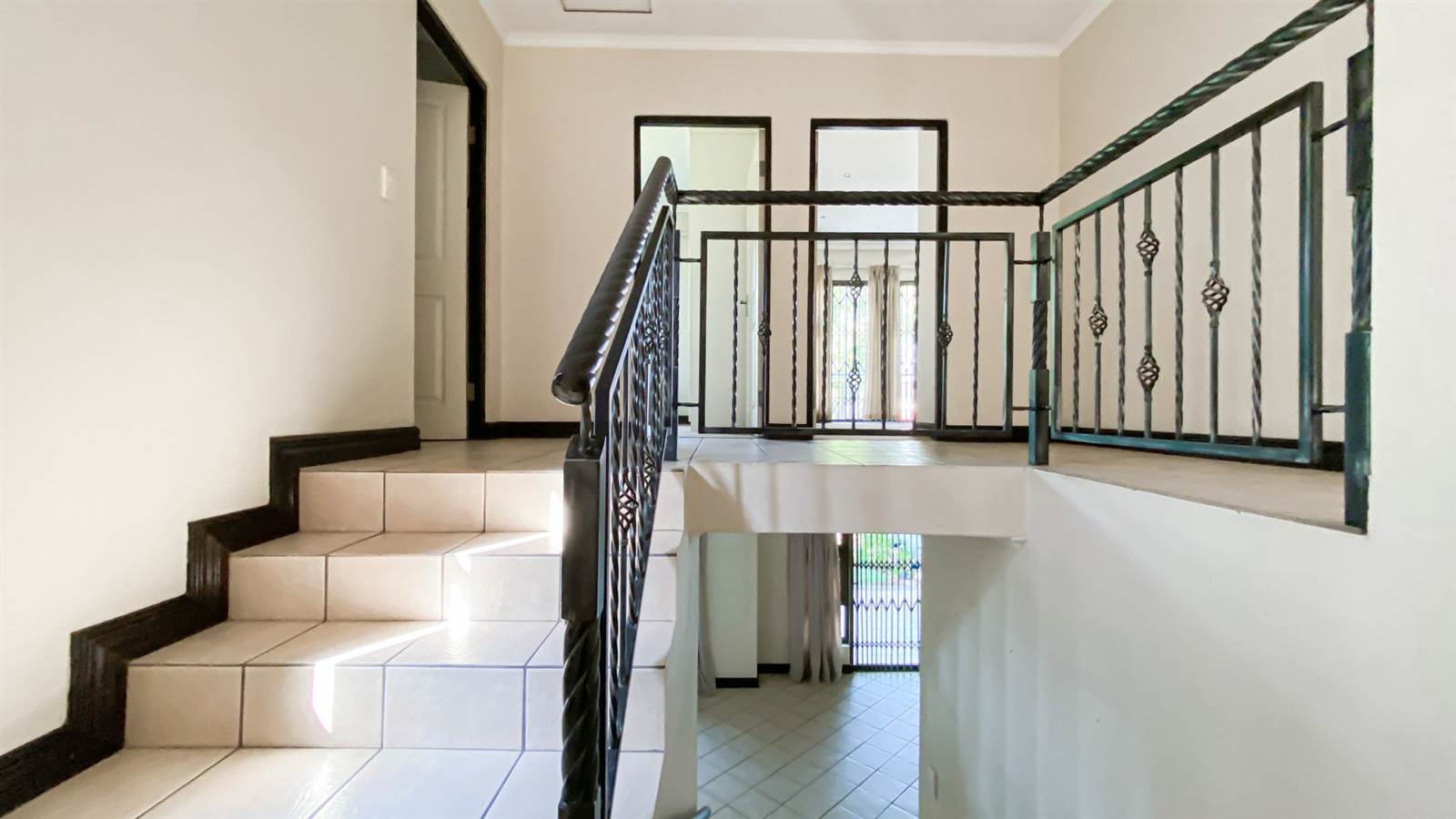 3 Bed Townhouse in Ebotse Estate photo number 23