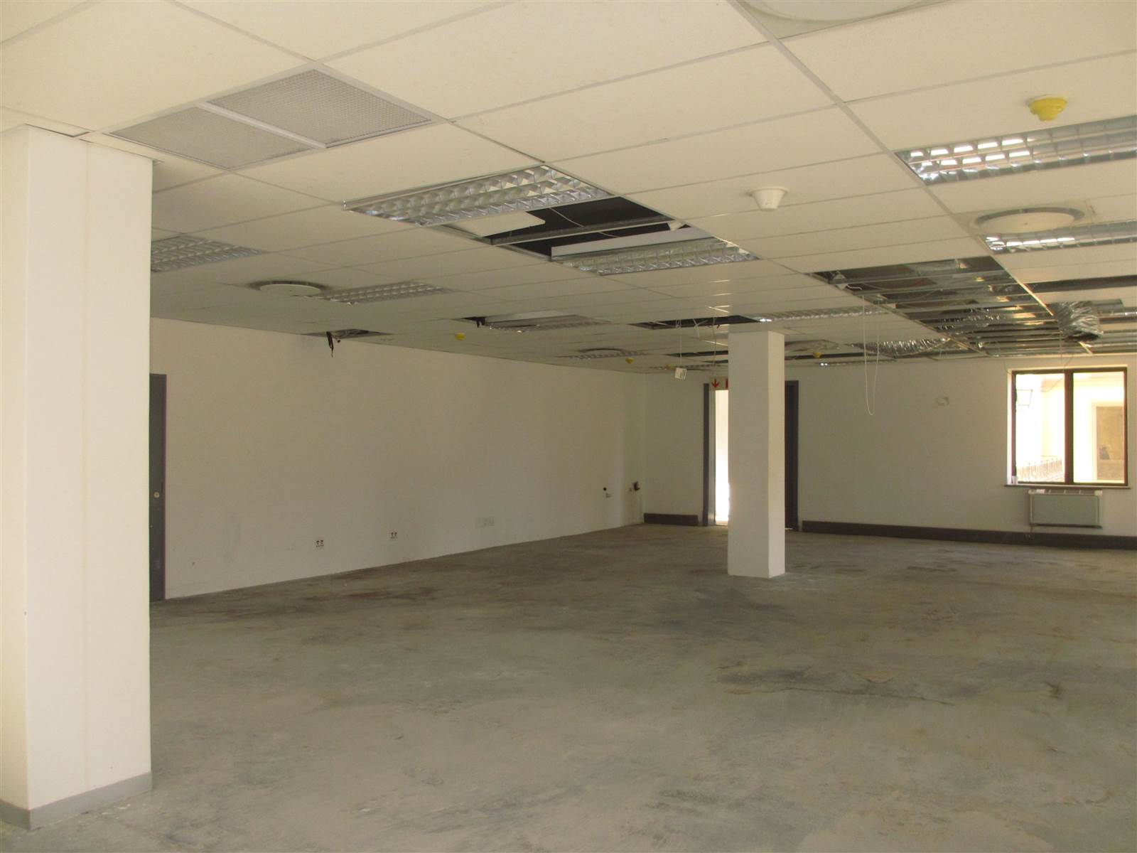240  m² Commercial space in Fourways photo number 15