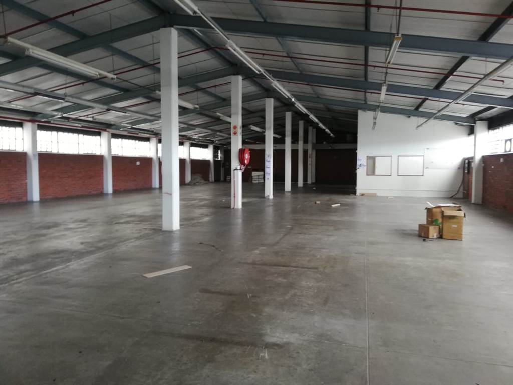 1800  m² Industrial space in Maitland photo number 12