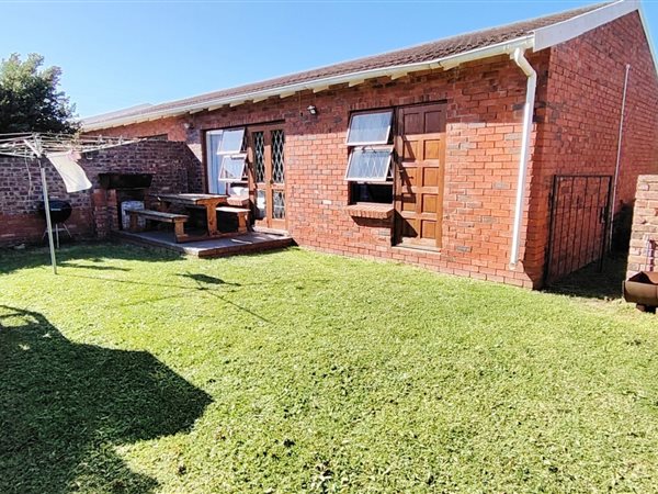 2 Bedroom Townhouse