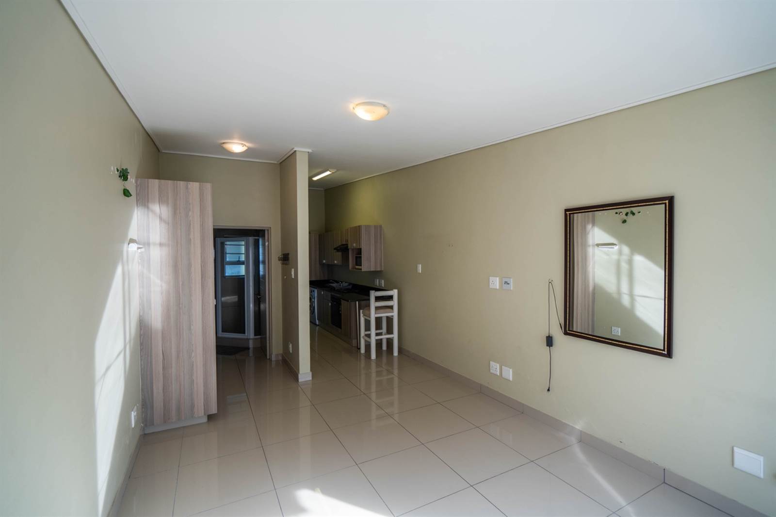 1 Bed Apartment in Grahamstown Central photo number 21
