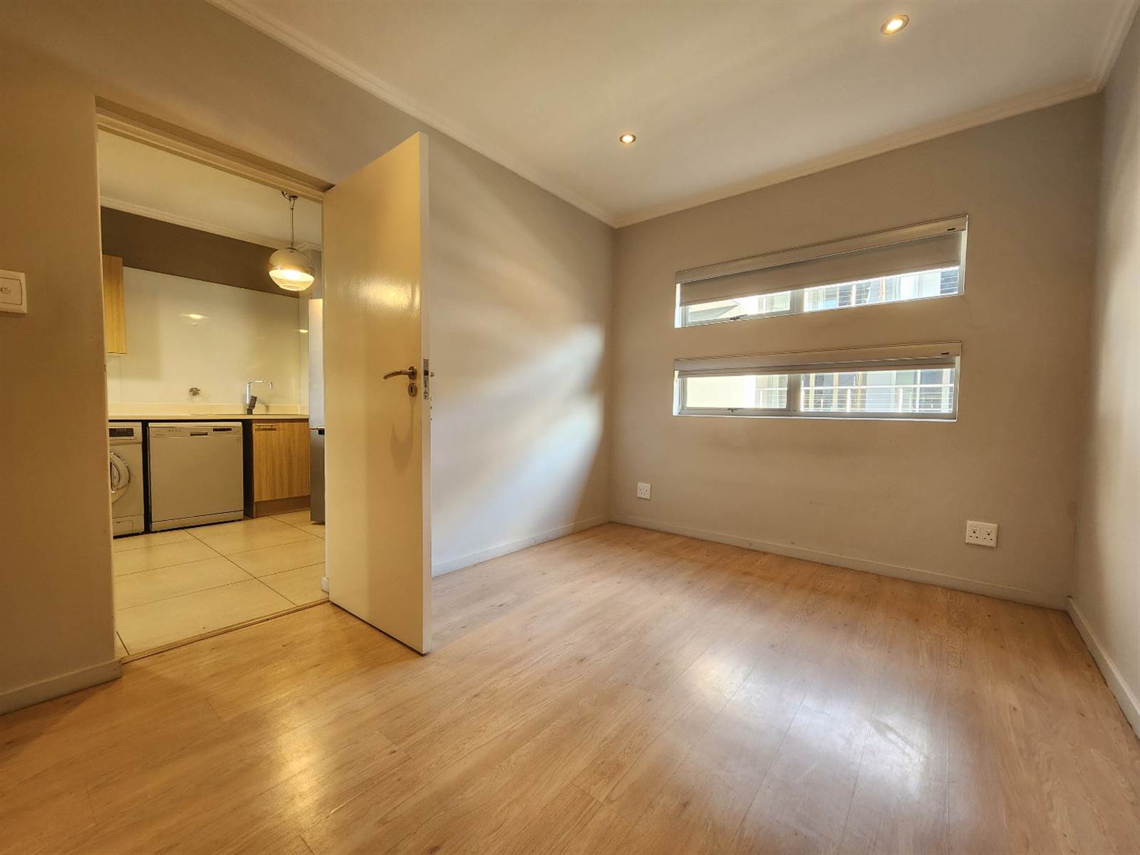 2 Bed Apartment in Hurlingham photo number 7