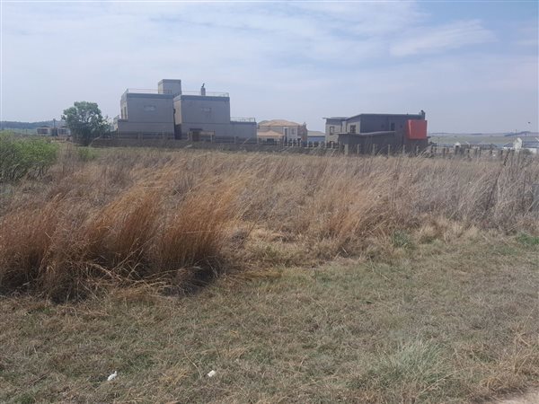 772 m² Land available in Bronkhorstbaai
