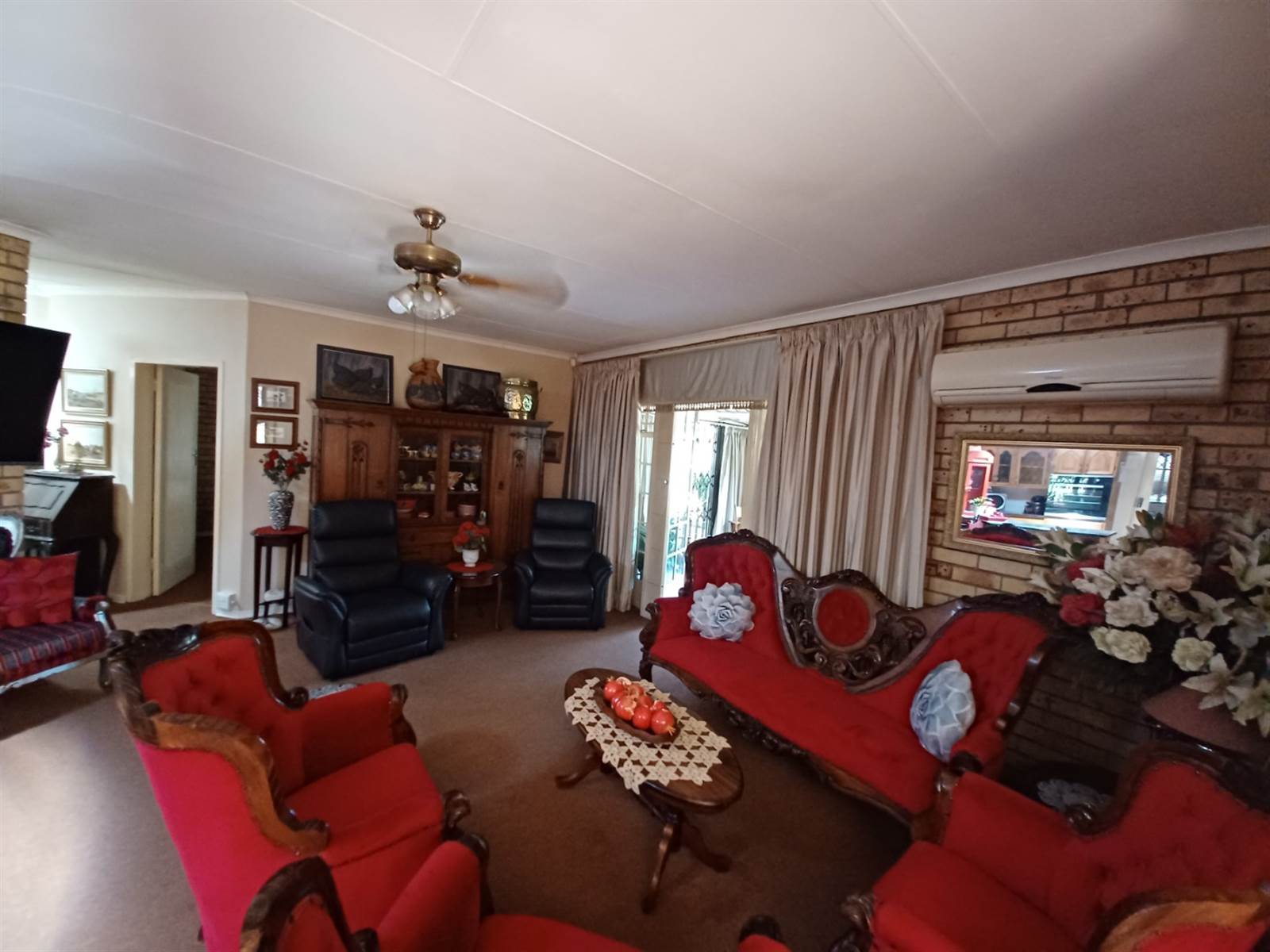 2 Bed Townhouse in Parys photo number 16