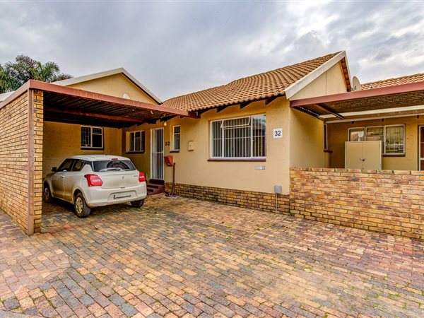 2 Bedroom Townhouse