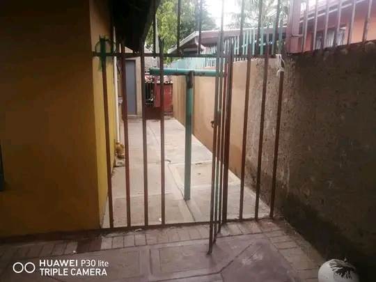 4 Bed House in Mabopane photo number 11