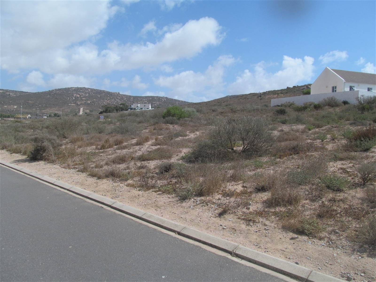 872 m² Land available in Britannica Heights photo number 2