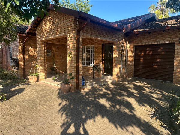 2 Bedroom House 2 Bedroom House