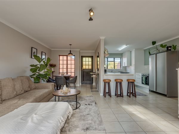 3 Bedroom Townhouse 3 Bedroom Townhouse