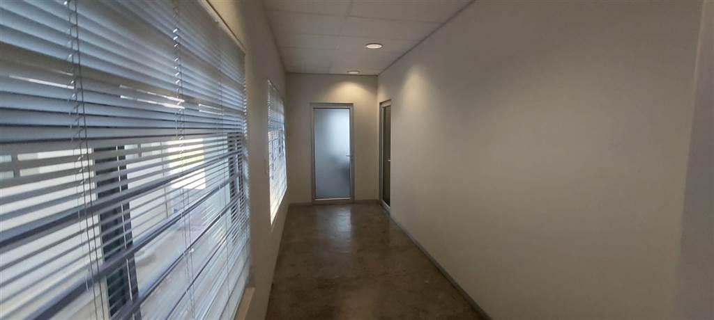 470  m² Commercial space in Nelspruit photo number 29
