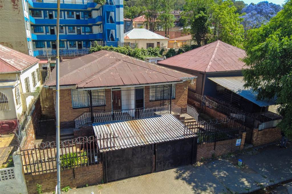 6 Bed House for sale in Bertrams T4602674 Private Property