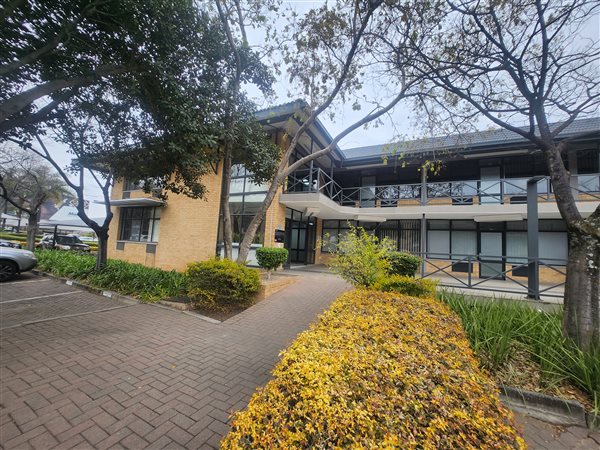 184.6 m² Commercial space 184.6 m² Commercial space