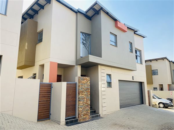 4 Bed Duplex