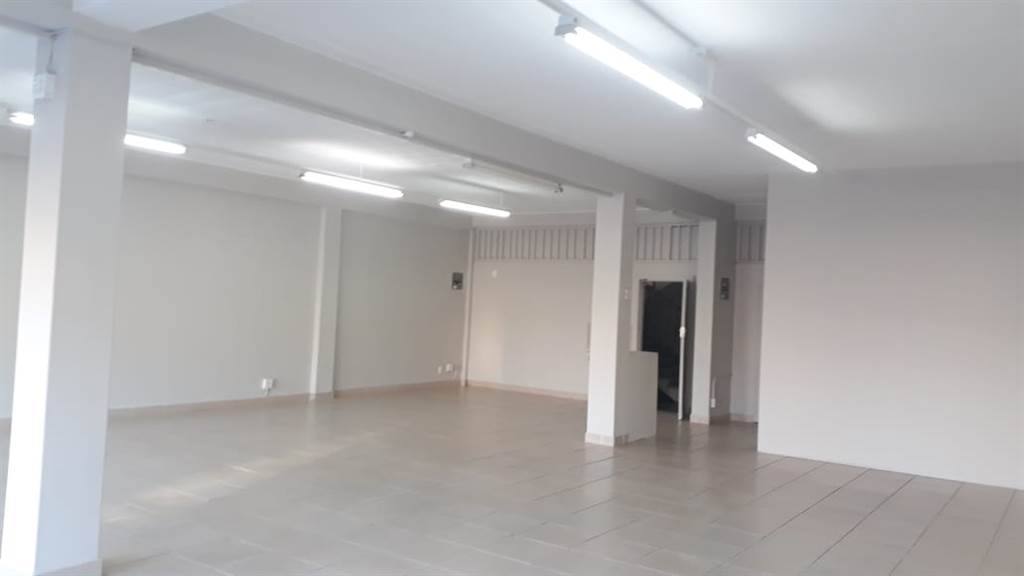 111  m² Commercial space in Ramsgate photo number 10