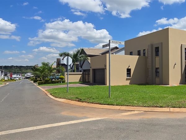 4 Bedroom House 4 Bedroom House
