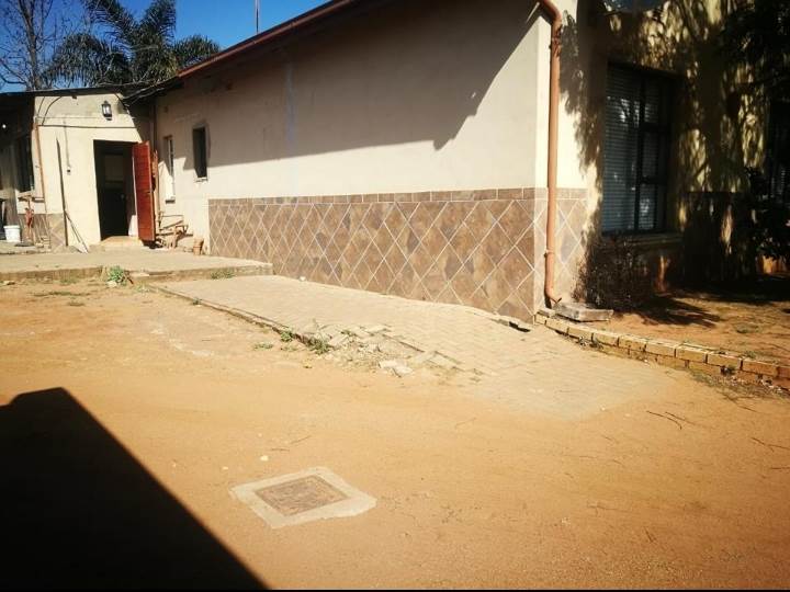 4 Bed House in Pretoria Gardens photo number 19