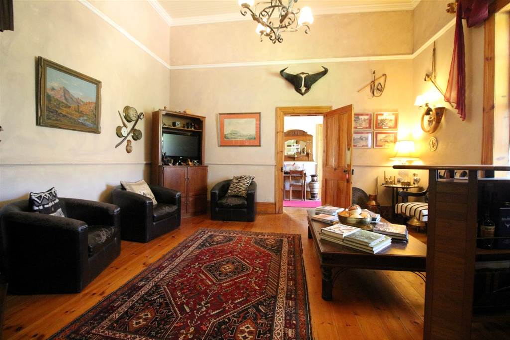 7 Bed House in Montagu photo number 5
