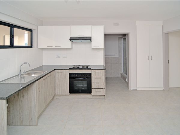 1 Bed Apartment in Clubview