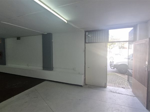 60  m² Commercial space