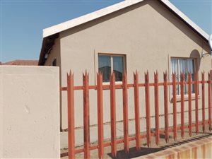2 Bed House in Vanderbijlpark Central