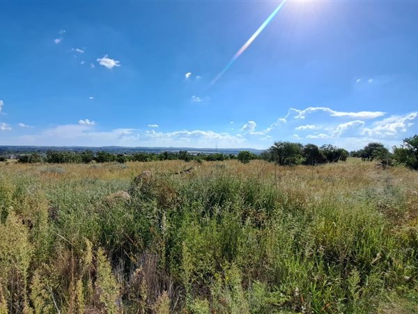 1 ha Land available in Vyfhoek