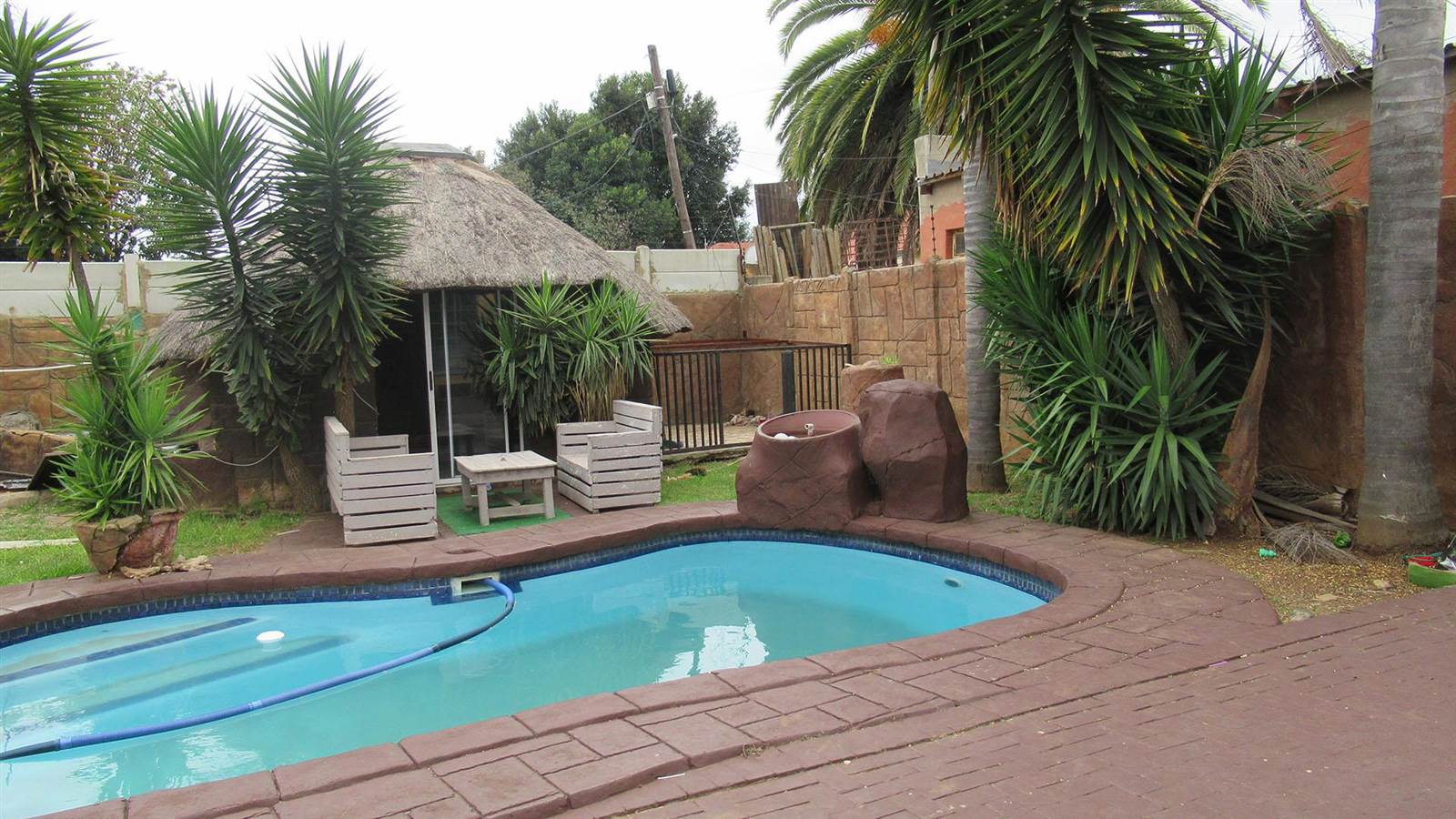 3 Bed House in Roodepoort Central photo number 23