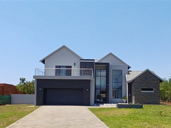 5 Bed House in Melodie