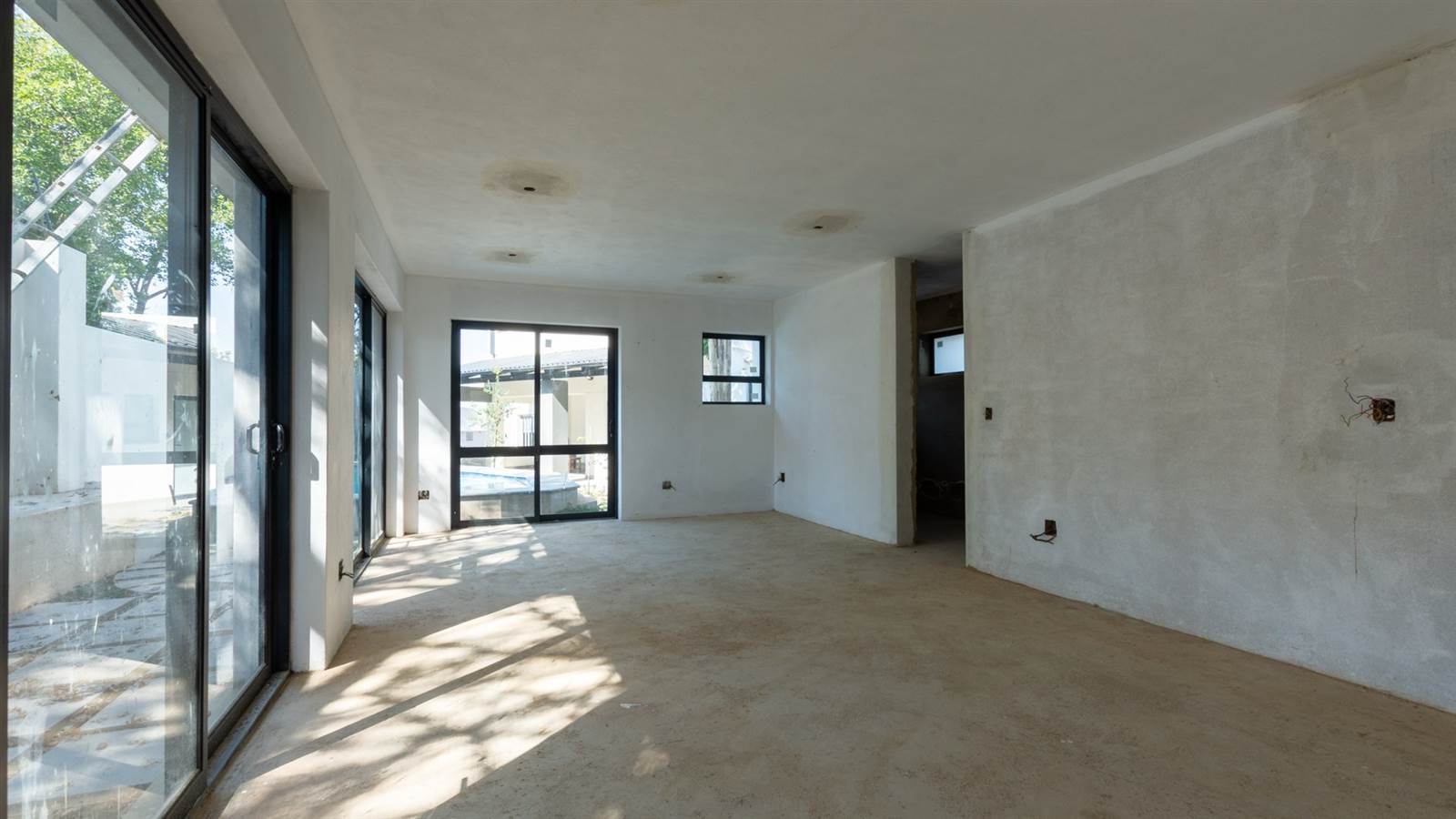 3 Bed Apartment in Bryanston photo number 16