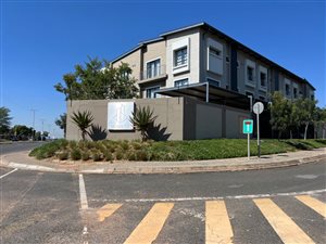 Apartment in Menlo Park