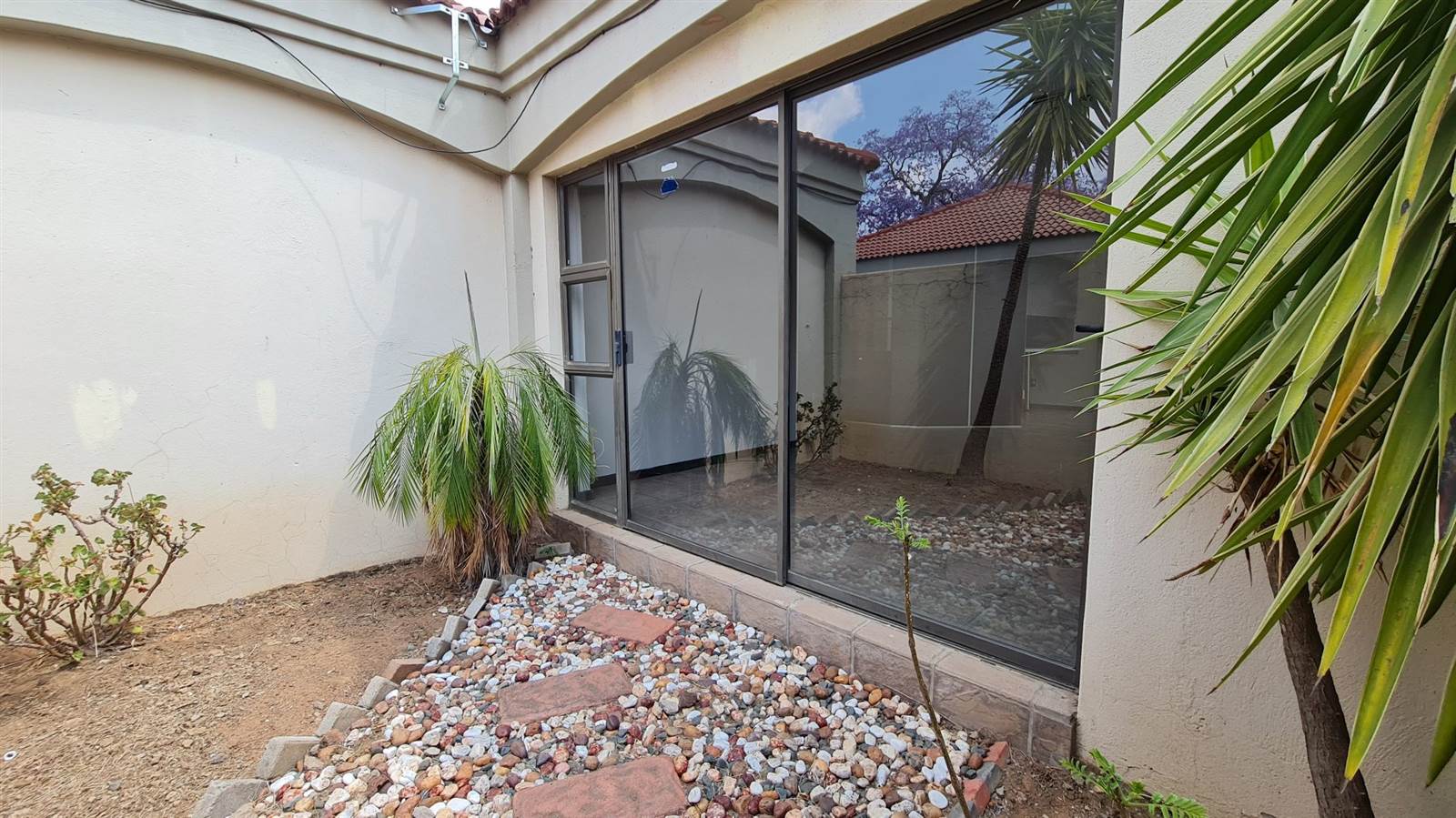 2 Bed Townhouse in Polokwane Central photo number 28