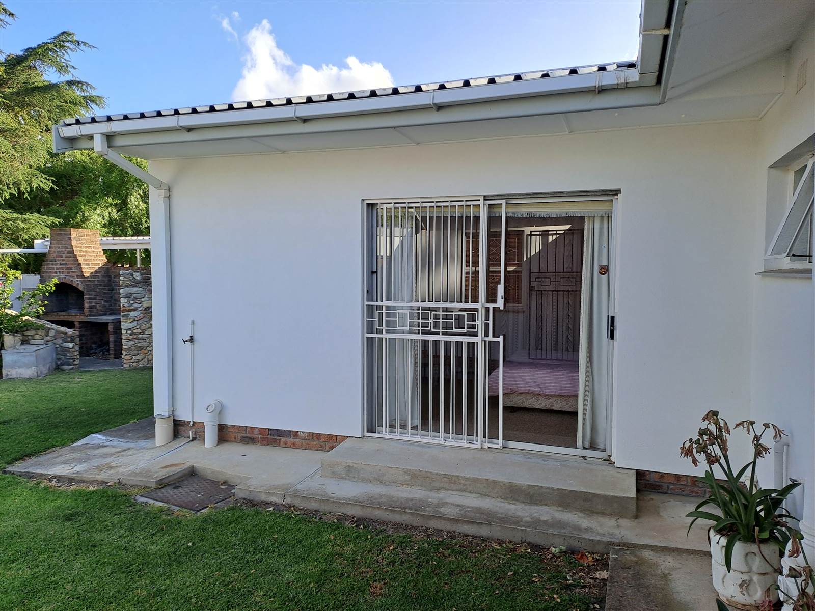 4 Bed House in Villiersdorp photo number 15