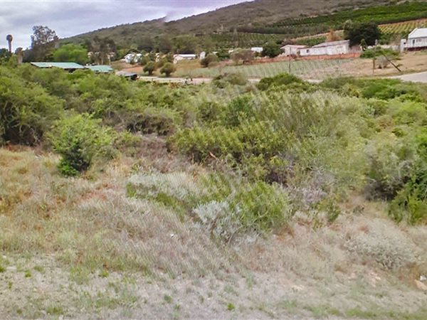 1725 m² Land available in Patensie
