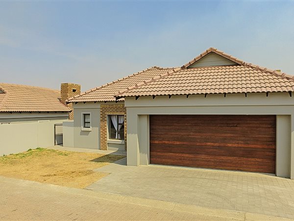 3 Bed House in Trichardt