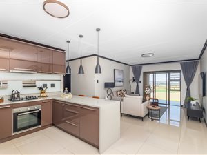 3 Bed Apartment in Blue Hills