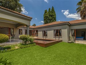 4 Bed House in Dainfern Ridge