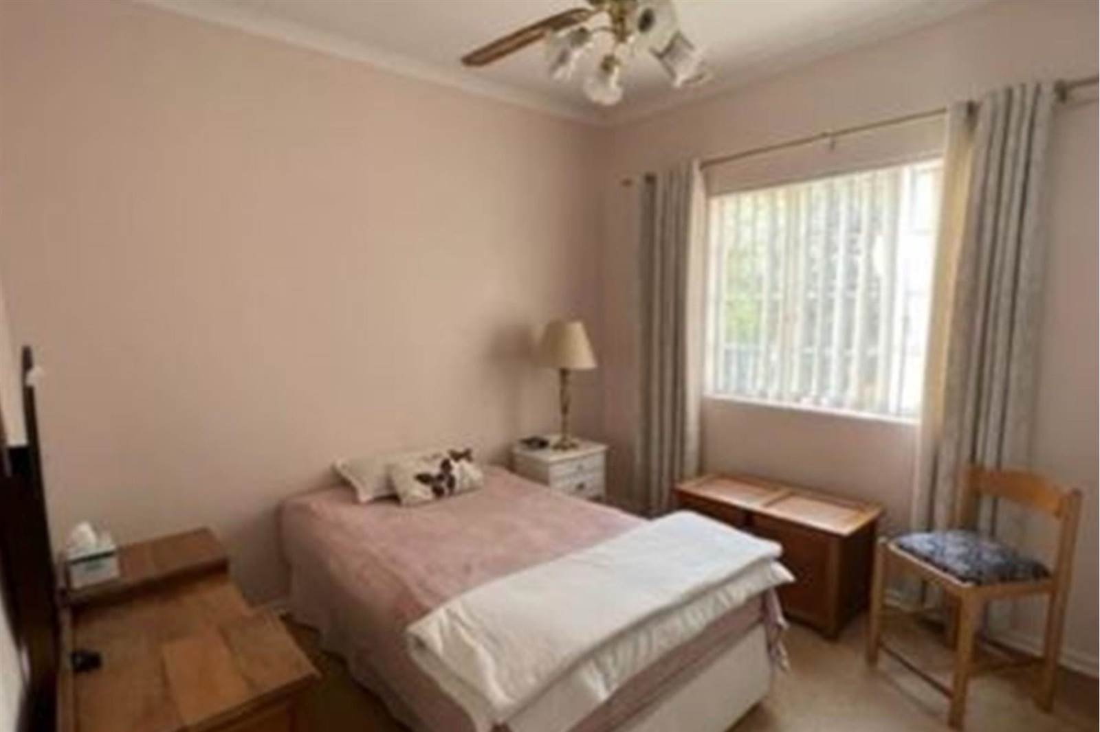 2 Bed Apartment in Parys photo number 17