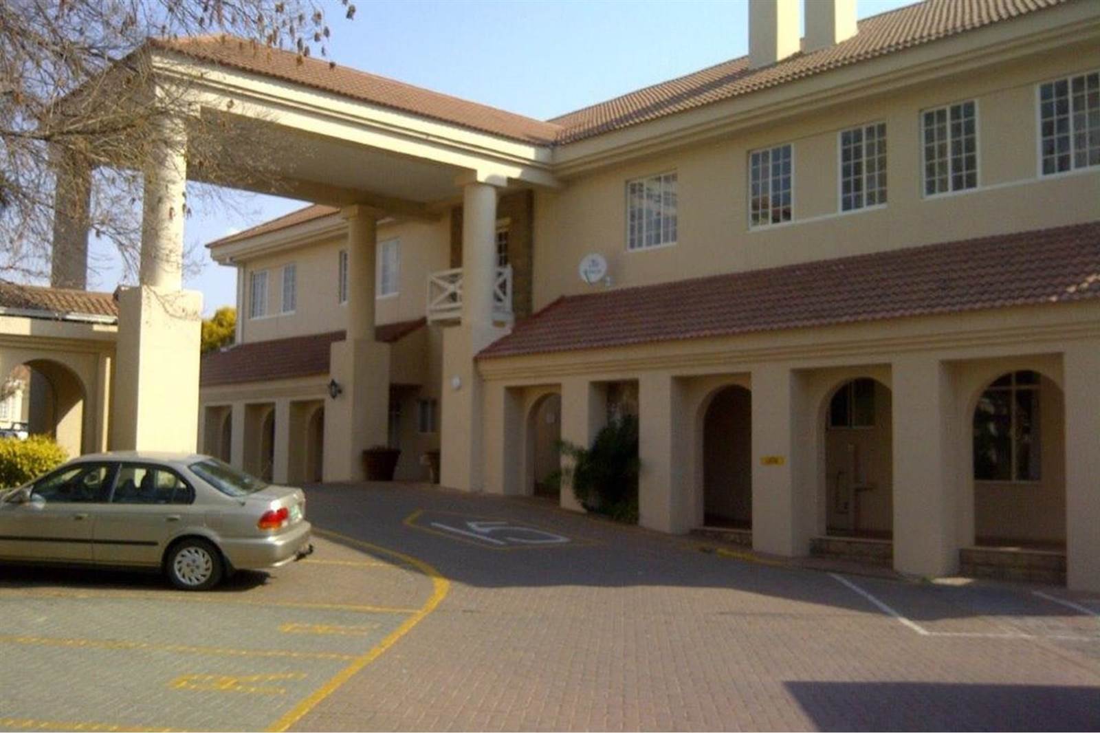2 Bed Apartment in Parys photo number 6
