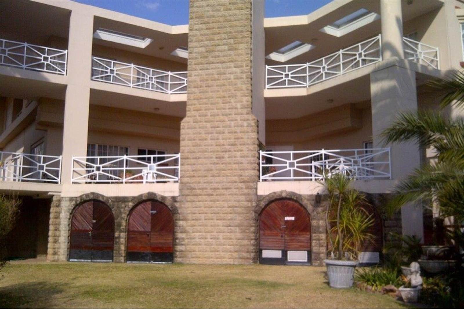 2 Bed Apartment in Parys photo number 22