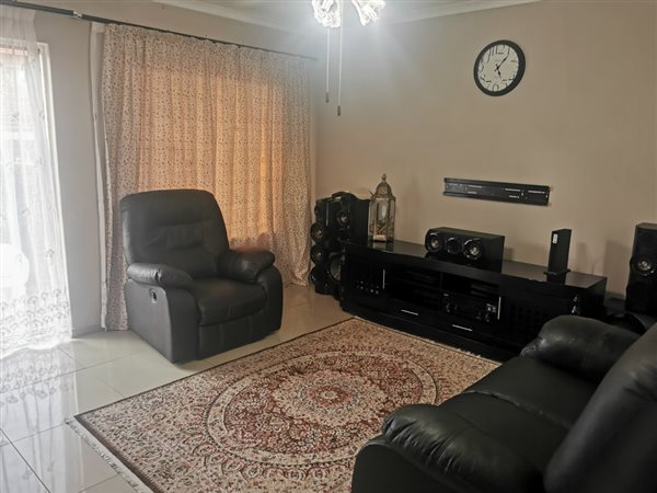 2 Bed House in Amberfield Heights