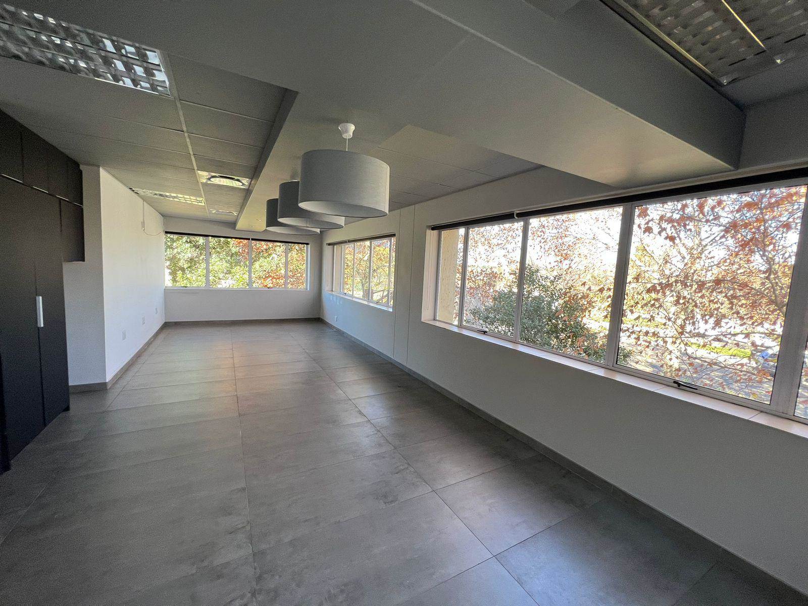 837  m² Commercial space in Rivonia photo number 26