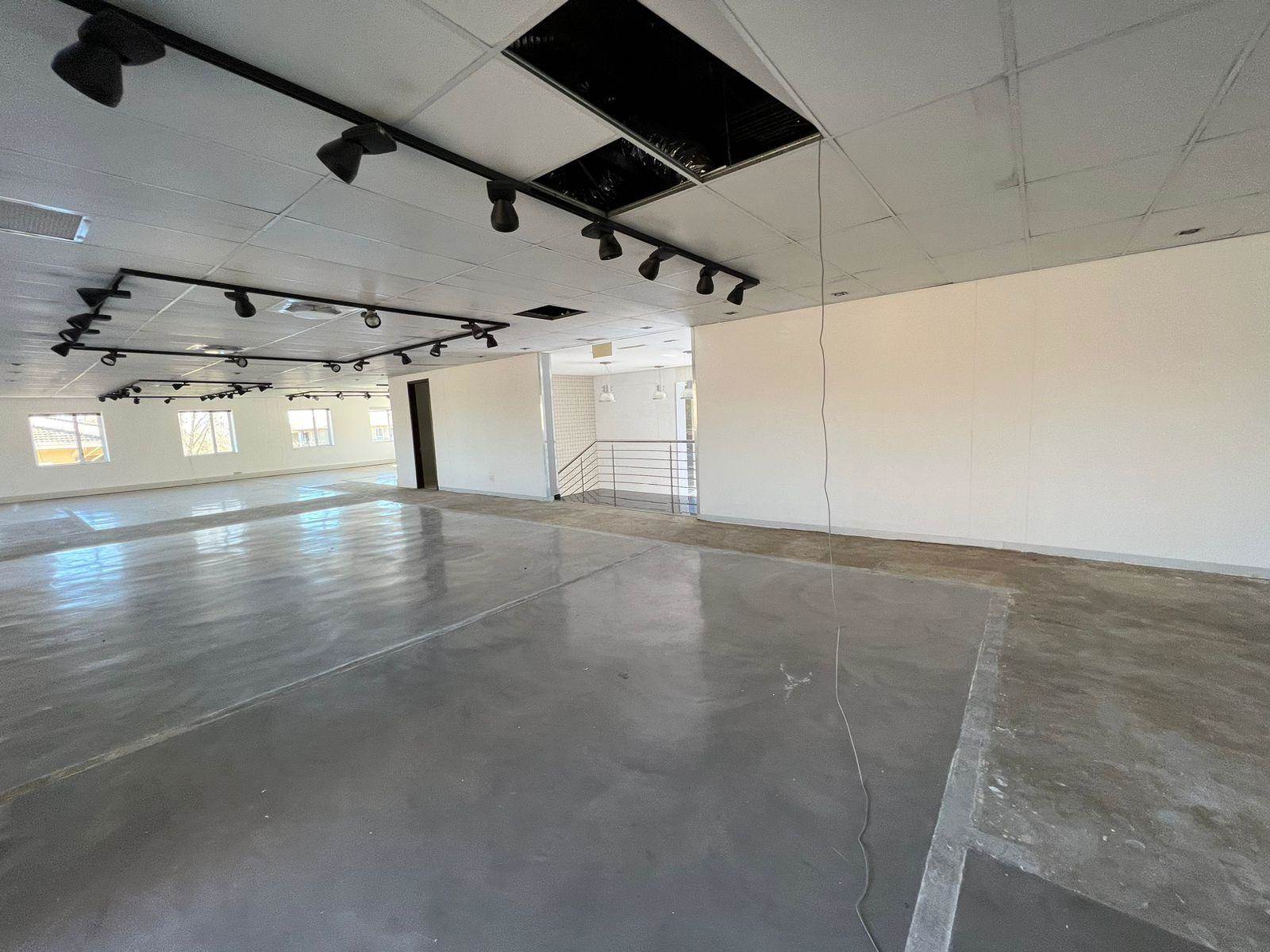 837  m² Commercial space in Rivonia photo number 28