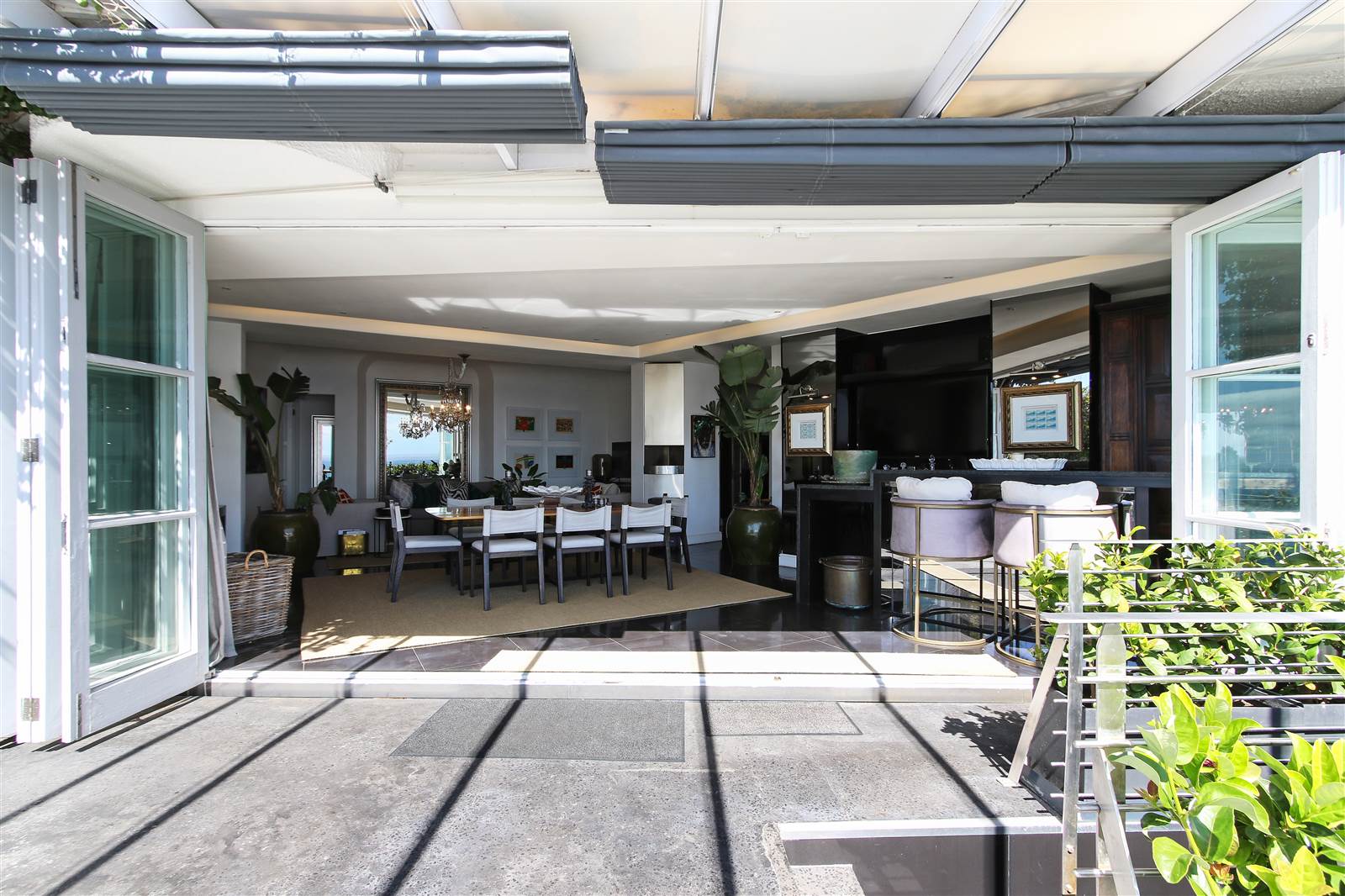 2 Bed Apartment in Fresnaye photo number 13