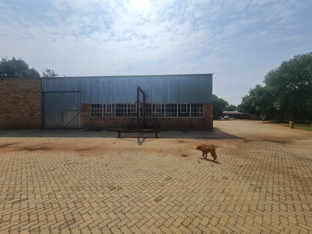Commercial space in Stilfontein photo number 2