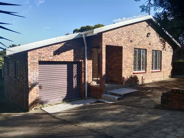 3 Bedroom House 3 Bedroom House