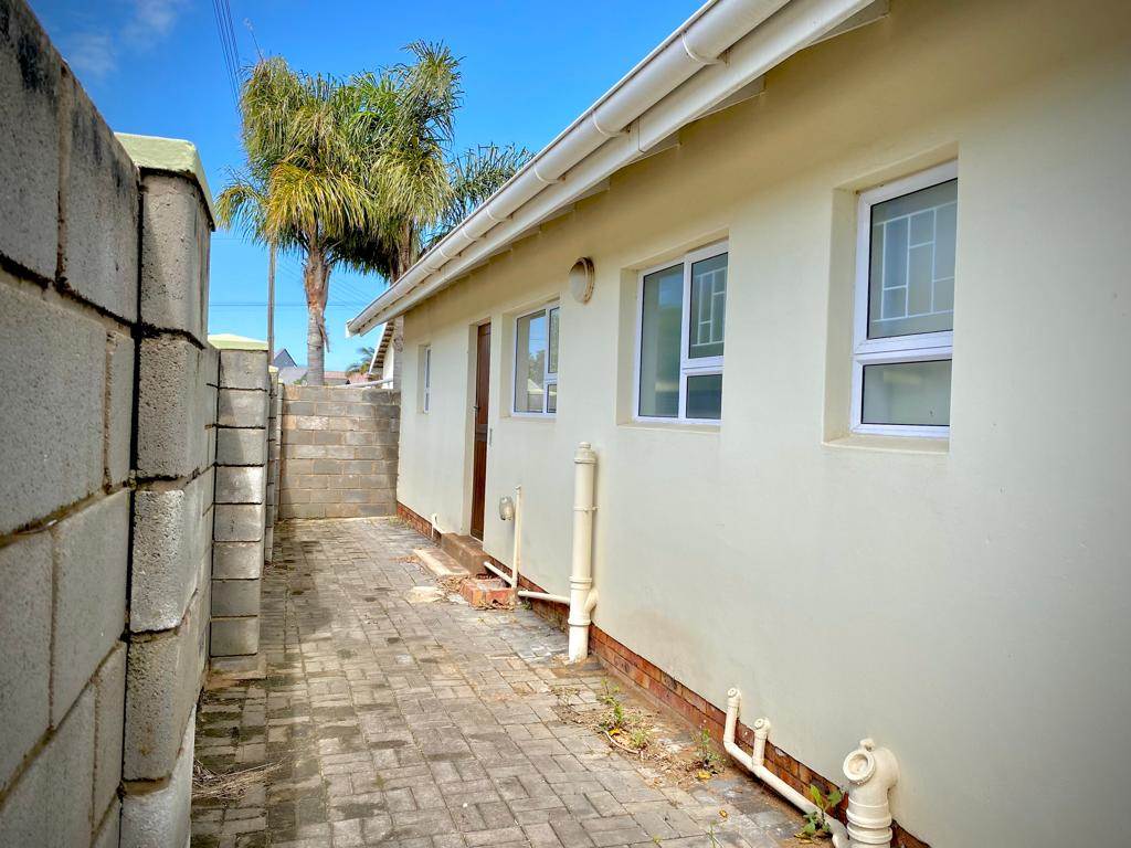 3 Bed House in Port Alfred photo number 20