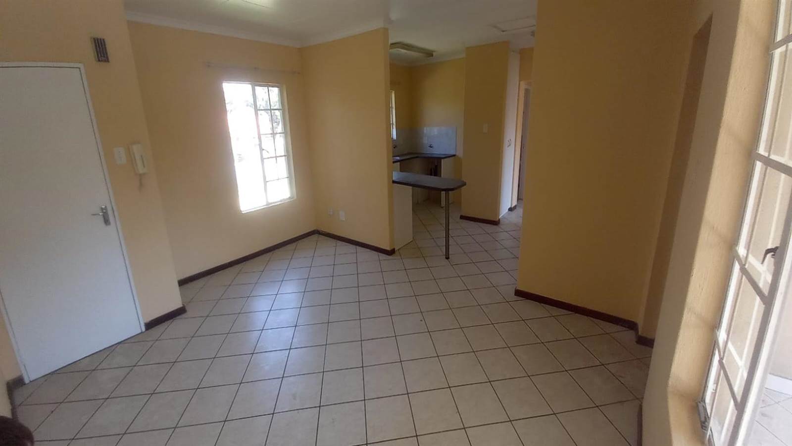 2 Bed Apartment in Atlasville photo number 4