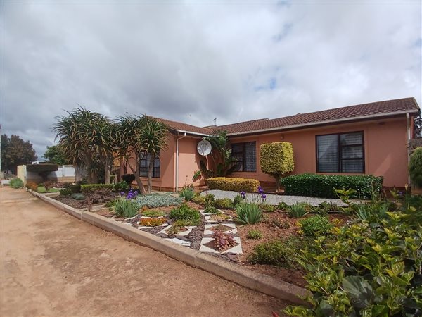 4 Bed House in Malmesbury