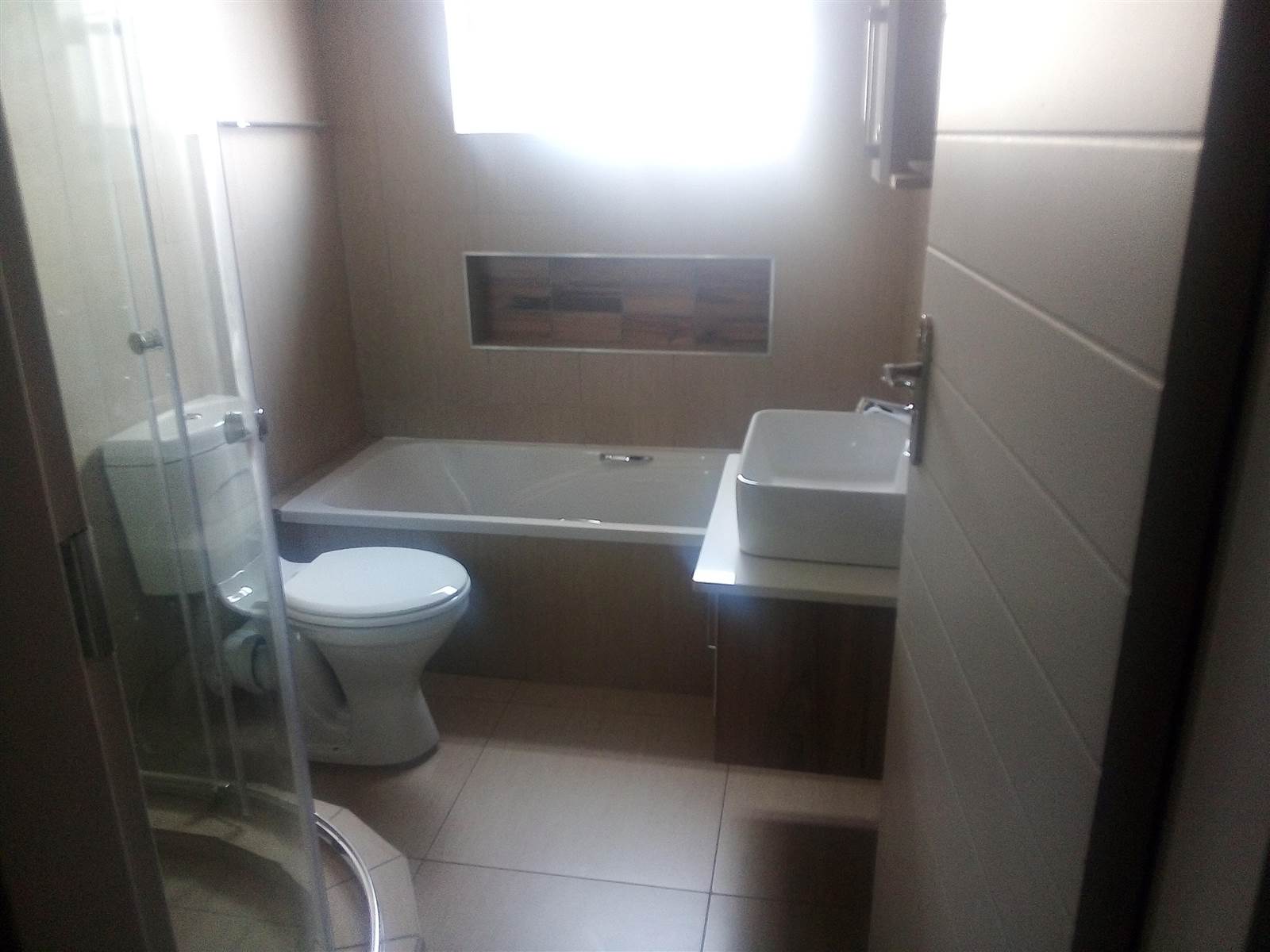 2 Bed Apartment in Andeon AH photo number 26