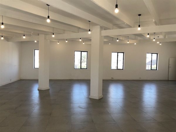 122  m² Commercial space in Salt River