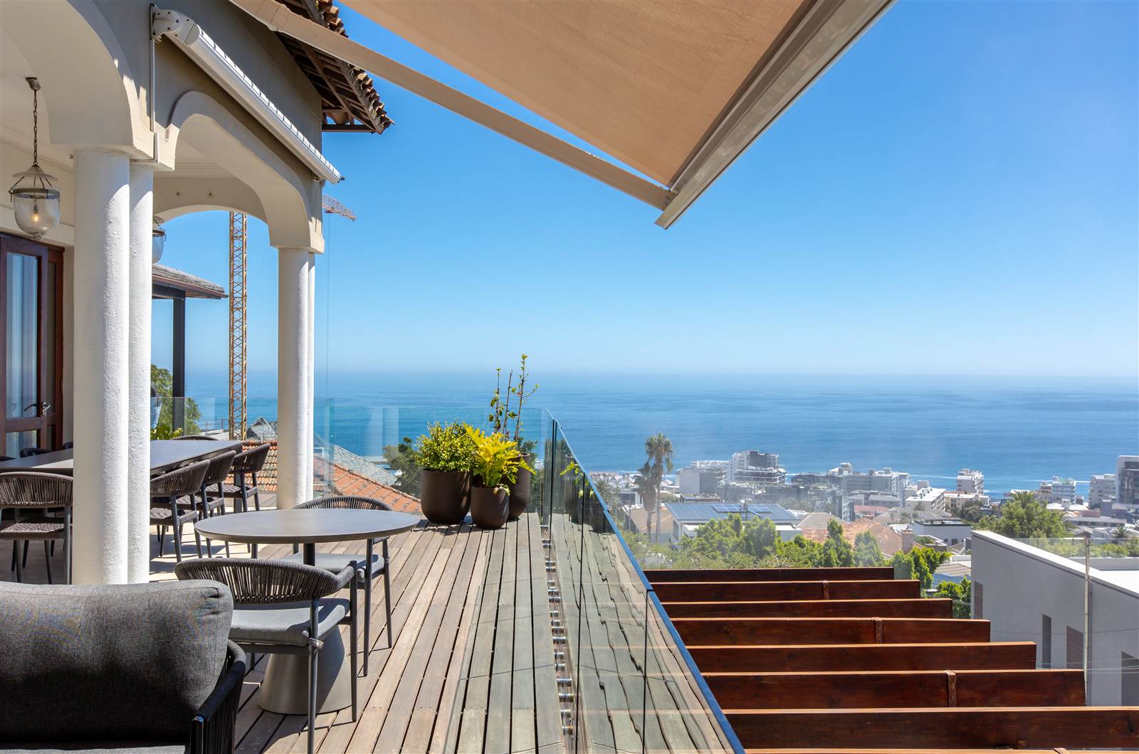 4 Bed House in Fresnaye photo number 14